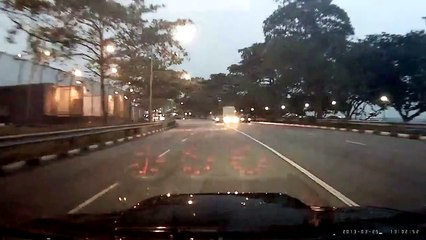 НУ Очень мягкое ДТП на МОТОцикле