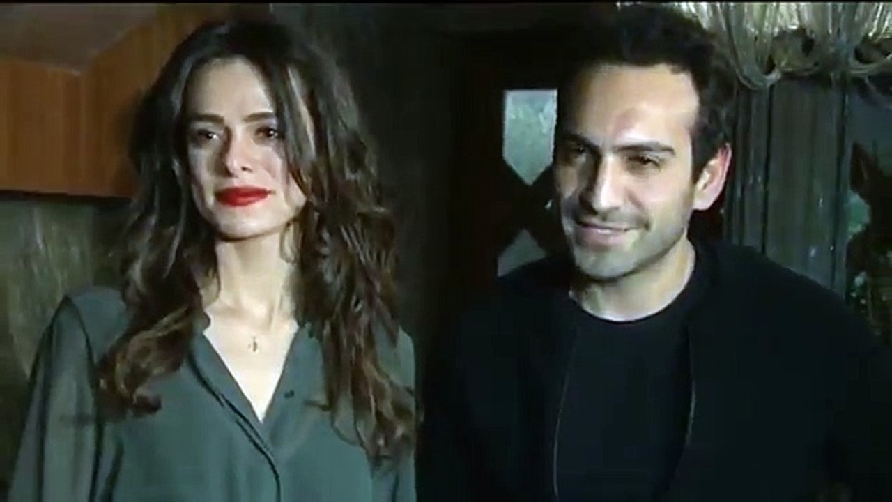 ÖZGE ÖZPİRİNÇCİ ile BUĞRA GÜLSOY Yeni Dizileri Hakkında Konuştu