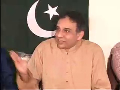 ایم کیو ایم کے لیڈر الطاف حسین کی تقاریر پر پابندی سے خوش ہیں۔ رضا ہارون