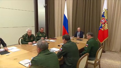 بوتين يأمر وزير الدفاع ببدء انسحاب القوات من سوريا