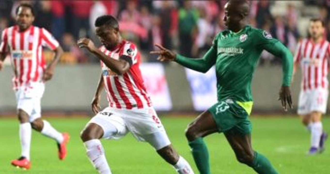 Antalyaspor, Bursaspor'u 3-0 Yendi