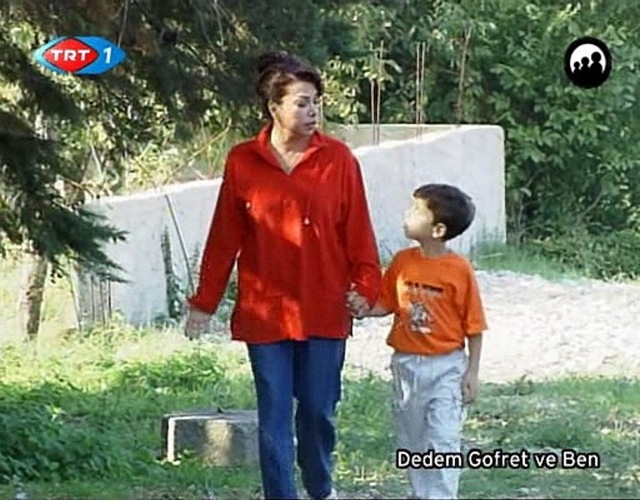 "Dedem,Gofret ve ben" Dizisi 9.bölüm FULL (TRT 1/2001) - Zeki alasya,Hazım Körmükçü,Selma Güneri