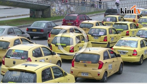 Pemandu teksi mengeluh pendapatan terjejas diancam Uber