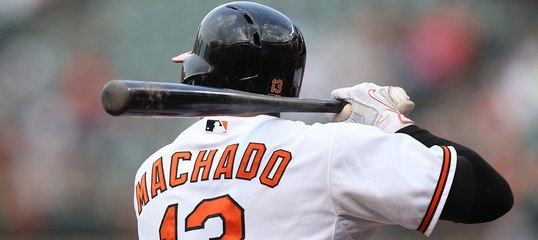 Manny Machado conecta jonrón