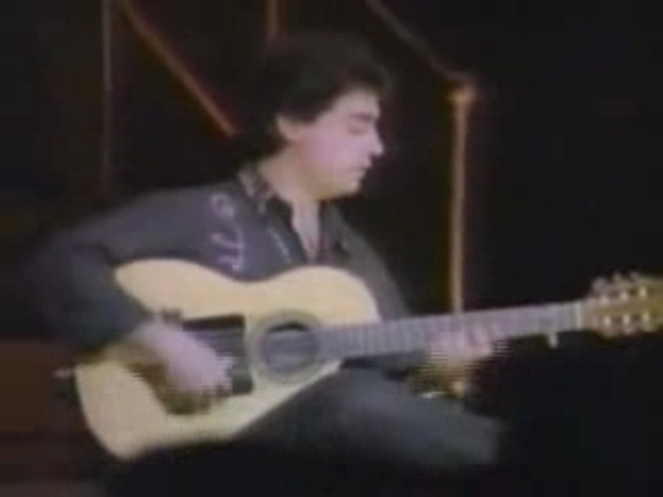 Gipsy_Kings_-_Moorea_(Live_at_Royal_Albert_Hall)