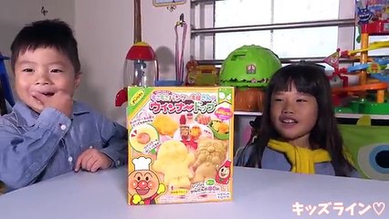 アンパンマン もこもこパンケーキ屋さんのウインナードッグ おもちゃ Anpanman Cooking Toy