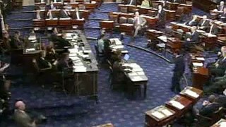 House scrambles for bailout votes