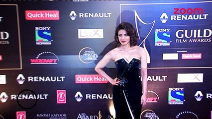 Hollywood is Priyanka Chopra's first priority- Bollywoood News- #TMT