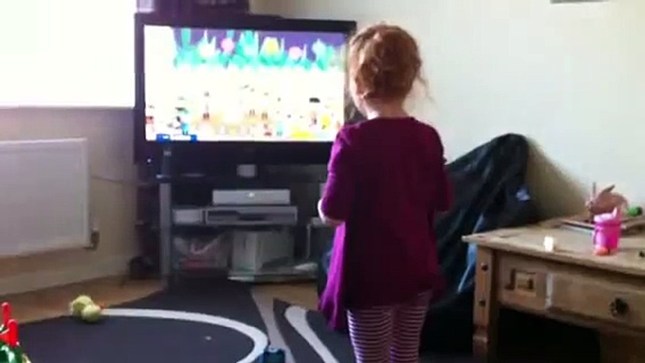 Amber's Ben & Holly dance