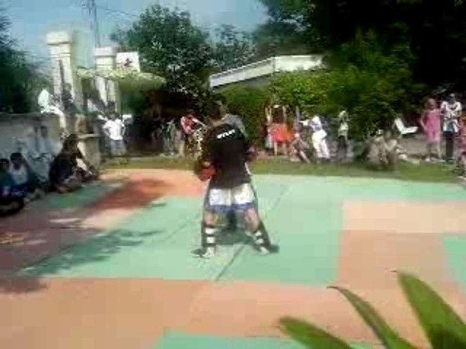 Mekiss kick boxing demo