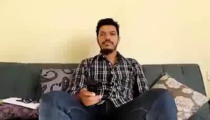 what a idiot person hahahaha do watch very funny.