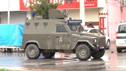 Diyarbakır'da Çatışma: 1 Polis Şehit, 3 PKK'lı Ölü Ele Geçti