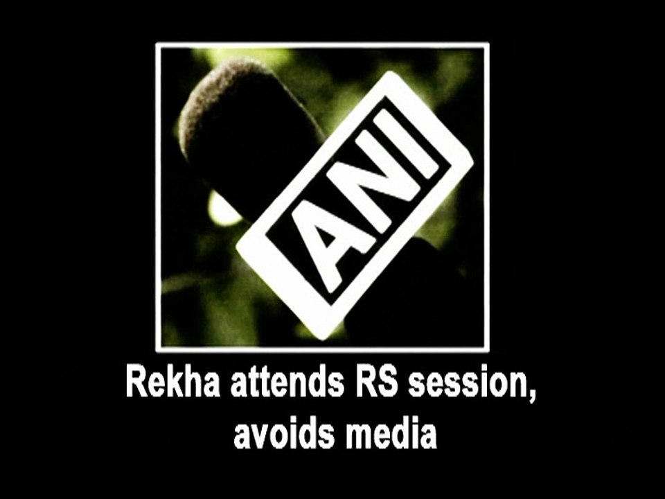 Rekha attends RS session, avoids media