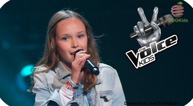 Britt – Lights | The Voice Kids 2016 | The Blind Auditions