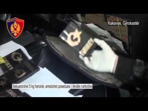 Heroinë në sediljen e makinave, tentojnë ta kalojnë në Greqi - Ora News- Lajmi i fundit-