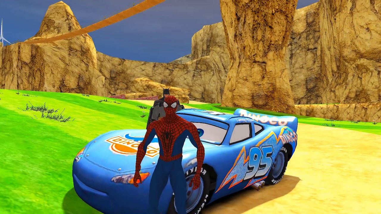 WOODY & BUZZ, ELSA, SPIDERMAN & BATMAN de Marvel Comics FLASH MCQUEEN, DINOCO de Disney Cars 2