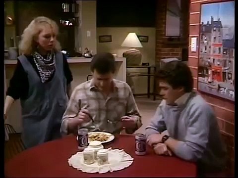Neighbours ( 1985 ) E107