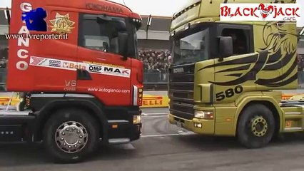 شاهد!!!!!   سائق محترف جدا