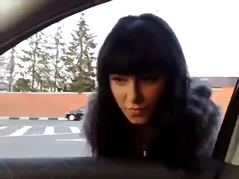 Басы и девушка