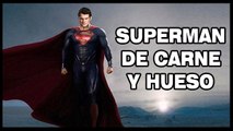 SUPERMAN DE CARNE Y HUESO GENTE CON COJONES A VOLAR SE HA DICHO