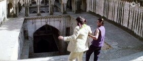 Saif Ali Khan Kidnapped | Kachche Dhaage Movie Scene