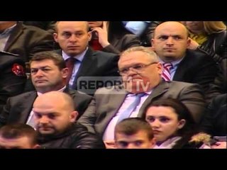 Report TV - Shkolla e Policisë, korigjohen testet nga 1000 kandidatë kalojnë vetëm 4