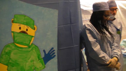 Clinique des nounours : les enfants sont les docteurs