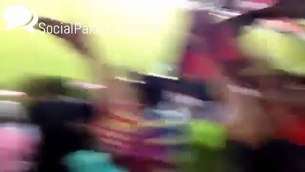 Classic Insultt of Indian team in stadium