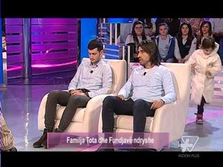 VP - Familja Tota dhe fundjavendryshe | Pj.1 - 15 Mars 2016 - Show - Vizion Plus