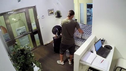 Ibrahimovic fait la misère à un coursier (Vitamin Well)