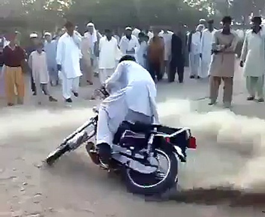 Bike Racing Video - Must Watch And Be CareFul