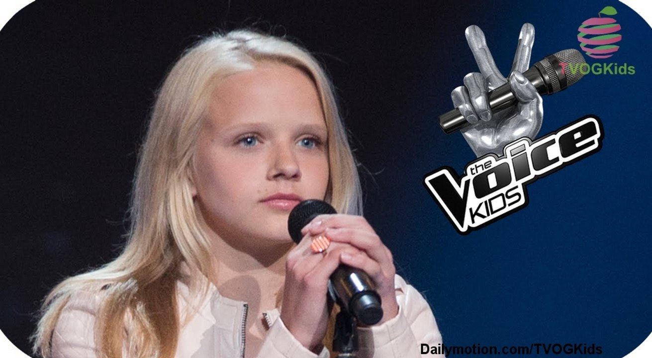 Esmée - Afscheid | The Voice Kids 2016 | The Blind Auditions