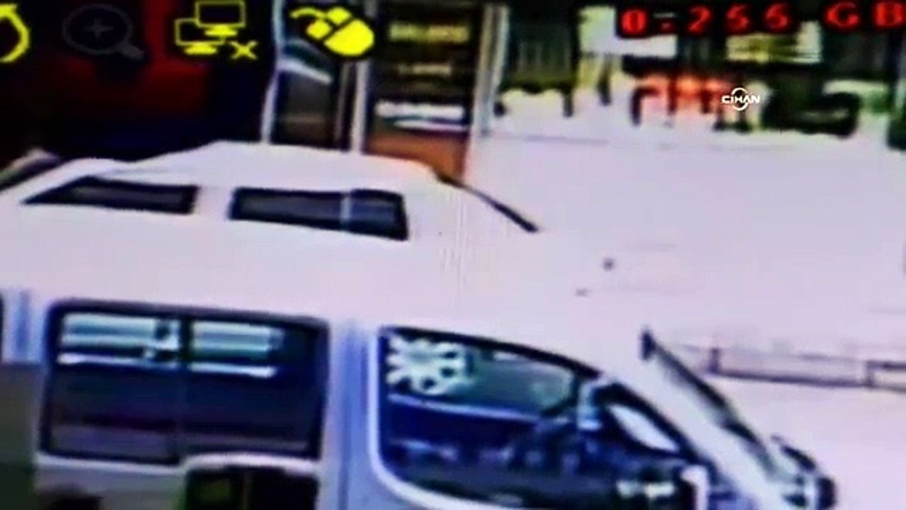 Kuyumcu soyguncuları kamerada