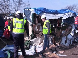 A Calais, la "Jungle" amputée du sud se recompose au nord