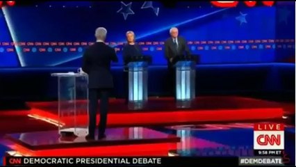 下载视频: Bernie Sanders & Hillary Clinton Closing Statement CNN Democratic Presidential Debate