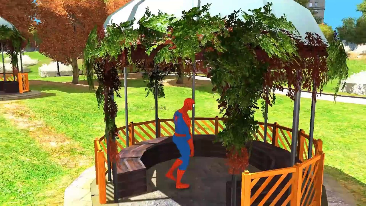 SPIDERMAN et ELSA de La Reine des Neiges   FLash McQueen de Cars 2 Disney Pixar