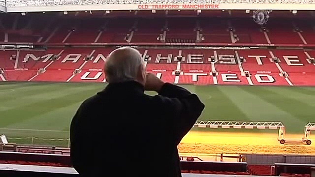 MANCHESTER UNITED - 100 YEARS AT THE OLD TRAFFORD