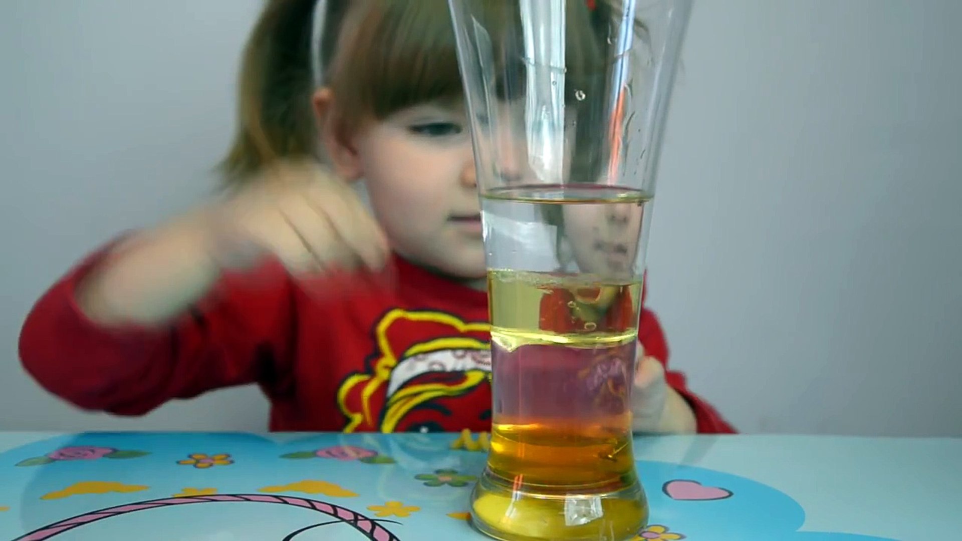 ⁣Опыты для детей Фокусы для детей Башня плотности Эксперименты для детей Занимательная физи