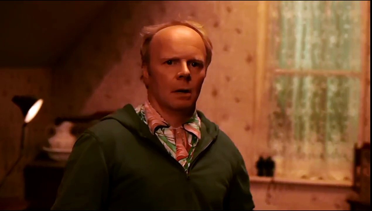 Robson Green in Being Human : werewolf transformation