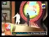 Umar Shareef Ney Mathira Ki Baja Di - Hilarious Besti