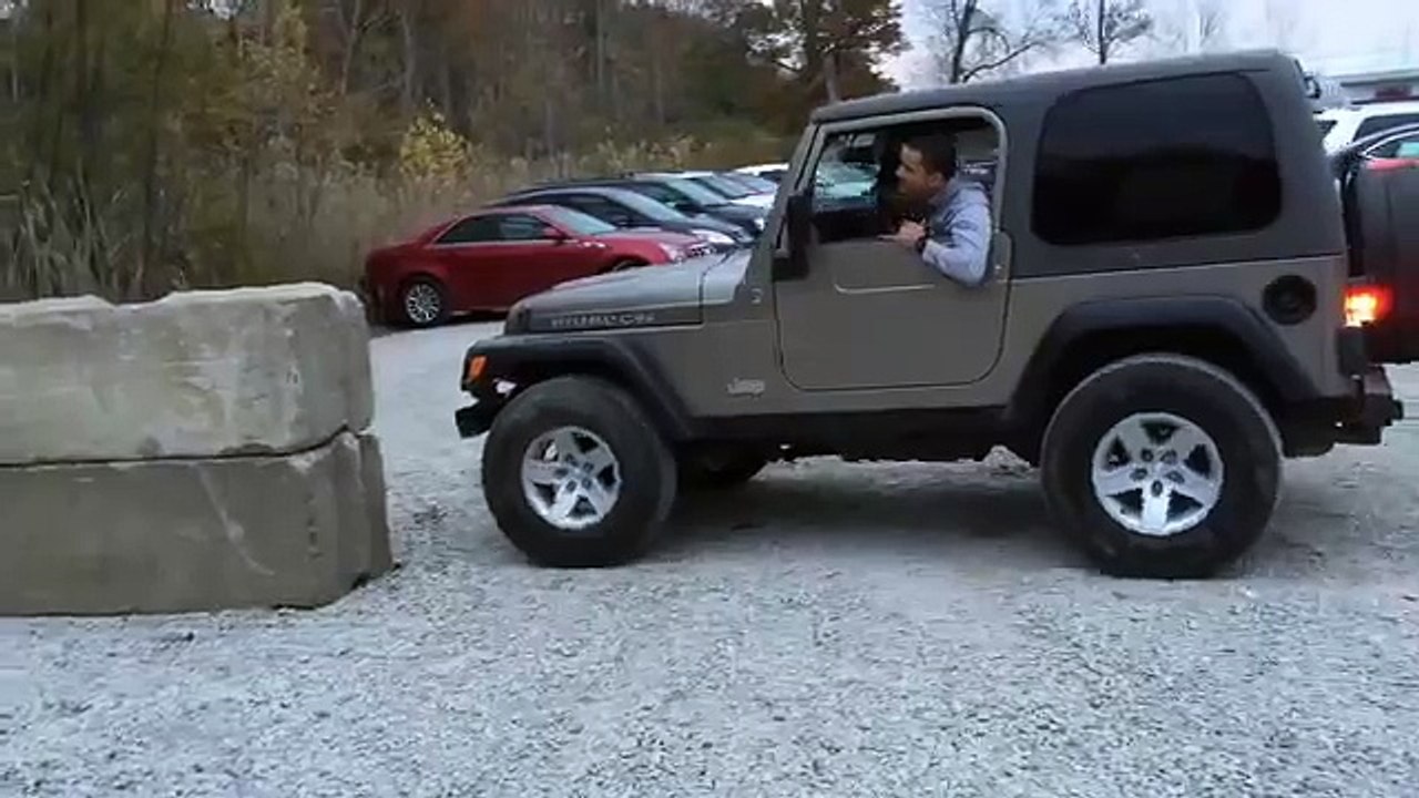 Jeep Tries to Park on a Wall and Flips