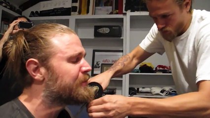 Scène émouvante du départ de Ryan Hurst alias "Opie" de S.o.A.