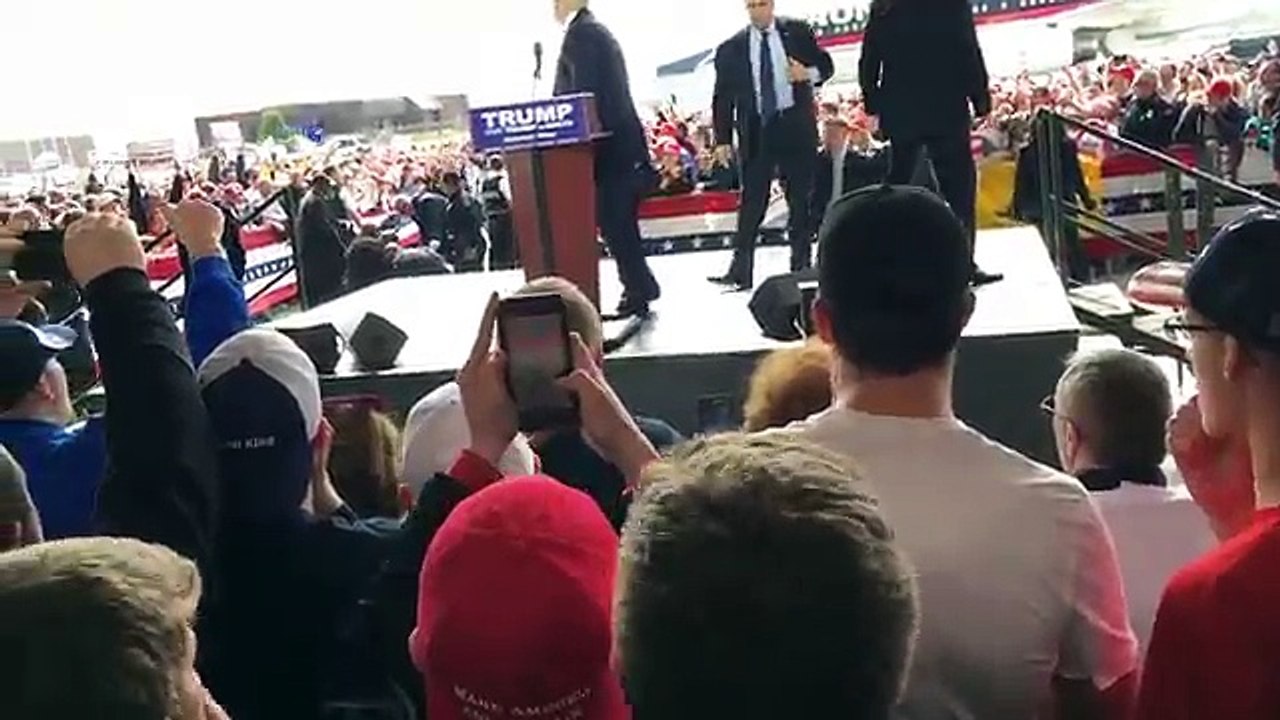 Attempted attack on Donald Trump at Dayton Ohio March 12 2016