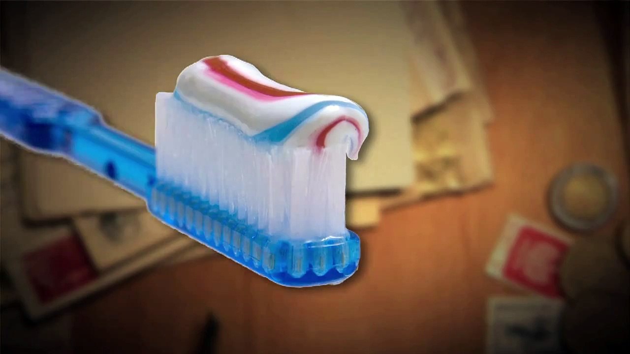 Julie Henderson_ SI Swimsuit 2011 Exclusive Video