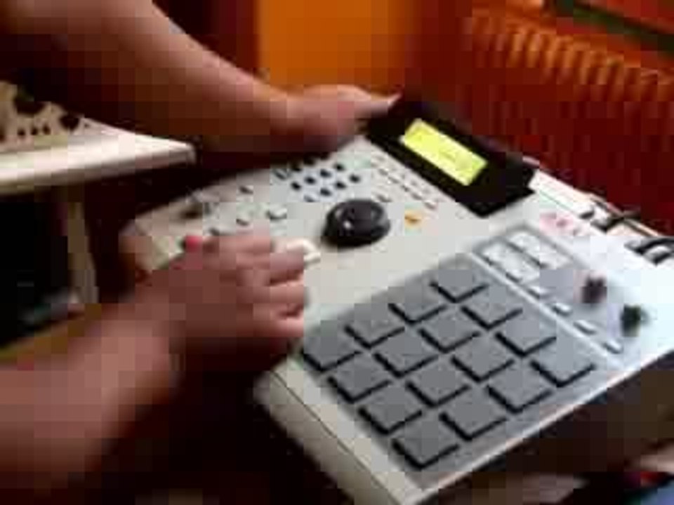 DBASS  A LA PROD AU STUDIO " QJ64 "