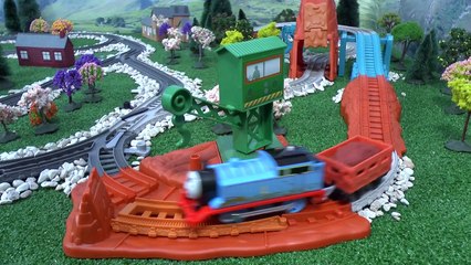 Thomas and Friends Play Doh Story Accident Crash Minions Thomas Watch Out Spencer Play-Doh
