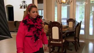 3Natalya's professional family photo shoot turns into a mess- Total Divas, March 15, 2016