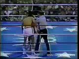 Roberto Duran beats up DeJesus in their third fight.  Best Boxing Fights  Best Boxing Matches