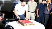 Aamir Khan Celebrates 51st Birthday | Bollywood Celebs