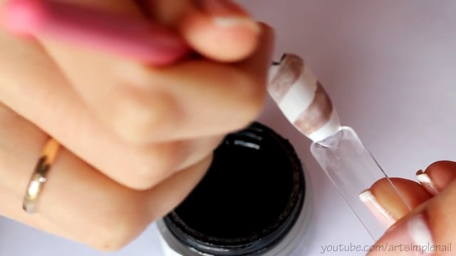 Литье на ногтях. Дизайн гель лаком - Spiral Gold Nail Art Gel Foil